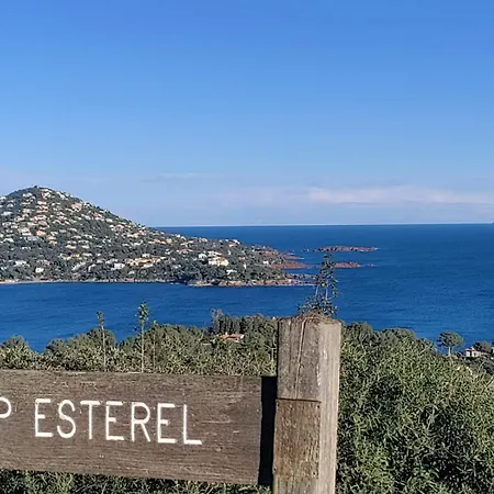 Escapade Ensoleillee Sur La Cote D'azur - Cap Esterel